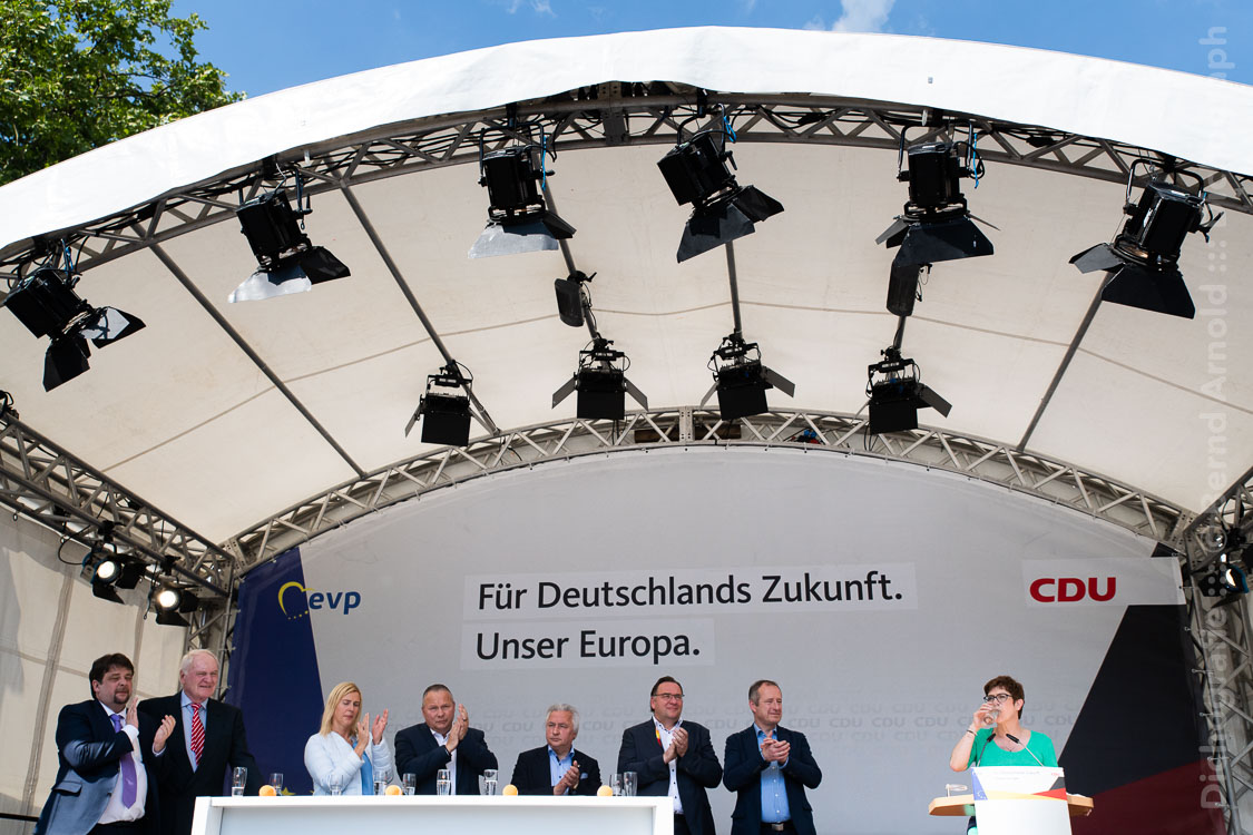 Dichografie Europawahlkampf - Annegret Kramp-Karrenbauer in Duisburg 2019 Dichografie Europawahlkampf - Annegret Kramp-Karrenbauer in Duisburg 2019