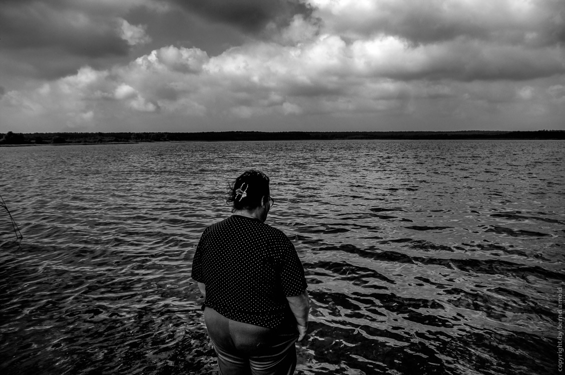 Black East – Lake in Mecklenburg – photography about East Germany
