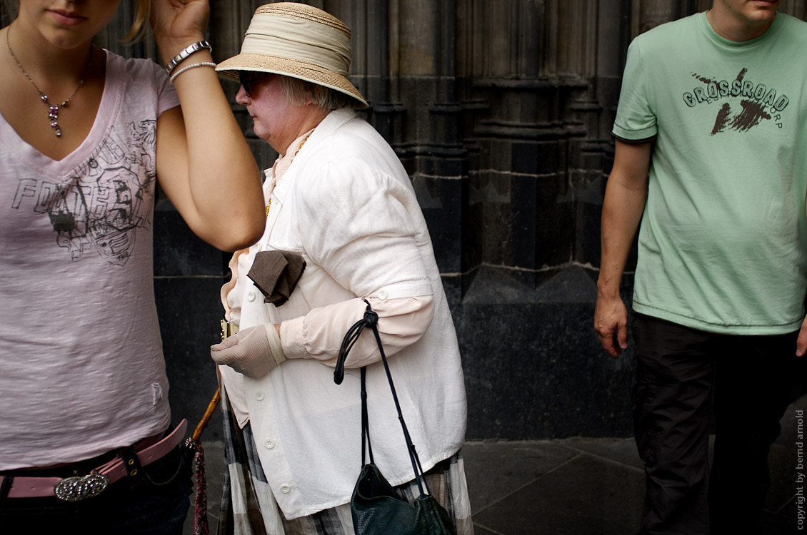 the portal Cologne cathedral Westportal streetphotography