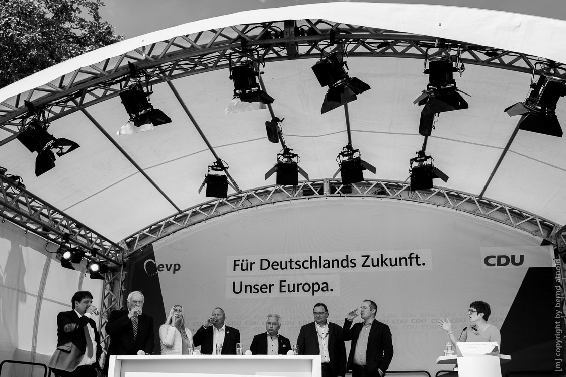 Digitale Montage Europawahlkampf – Annegret Kramp-Karrenbauer in Duisburg 2019