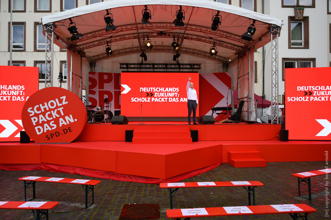 Digitale Fotomontage des Bundestagswahlkampfes – Olaf Scholz in Worms