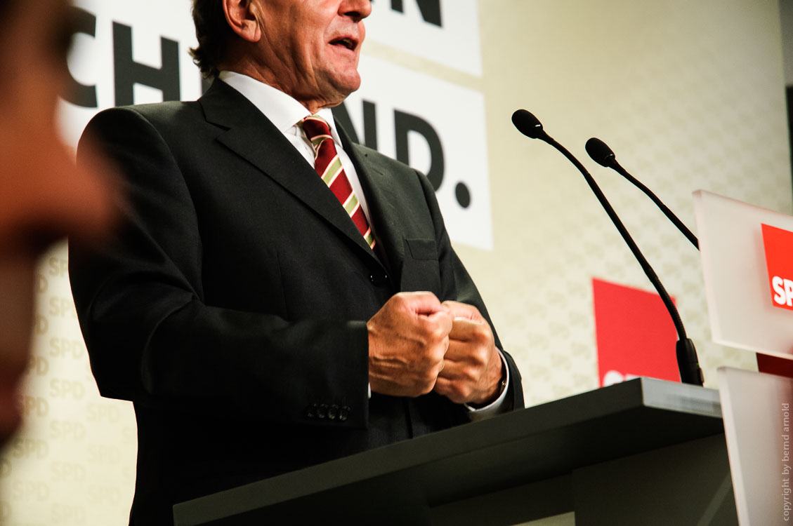SPD Gerhard Schröder election campaign fist – photography and photojournalism