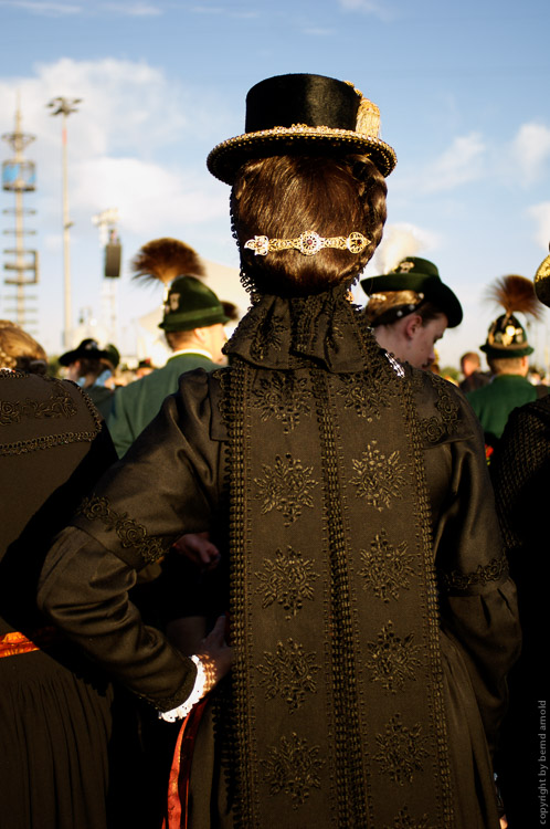 Papst Benedikt XVI in München Tracht, Folklore