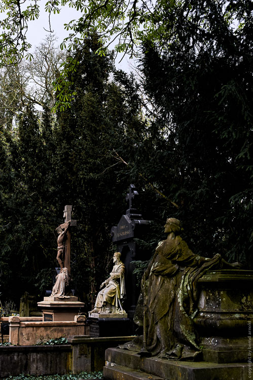 Grabstätte auf Melatenfriedhof in Köln