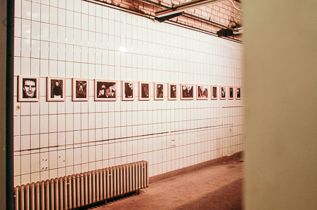 Fotoausstellung Haus Orange Inteata Liebe kann eine Landschaft verändern, Köln, 2003