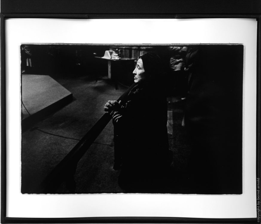 Dokumentarfotografie – Edition Sakrament und Sünde – Erzbistum Köln – Silbergelatine Barytprint Edition Sakrament und Sünde – Frau und Gebet – Vintage Prints