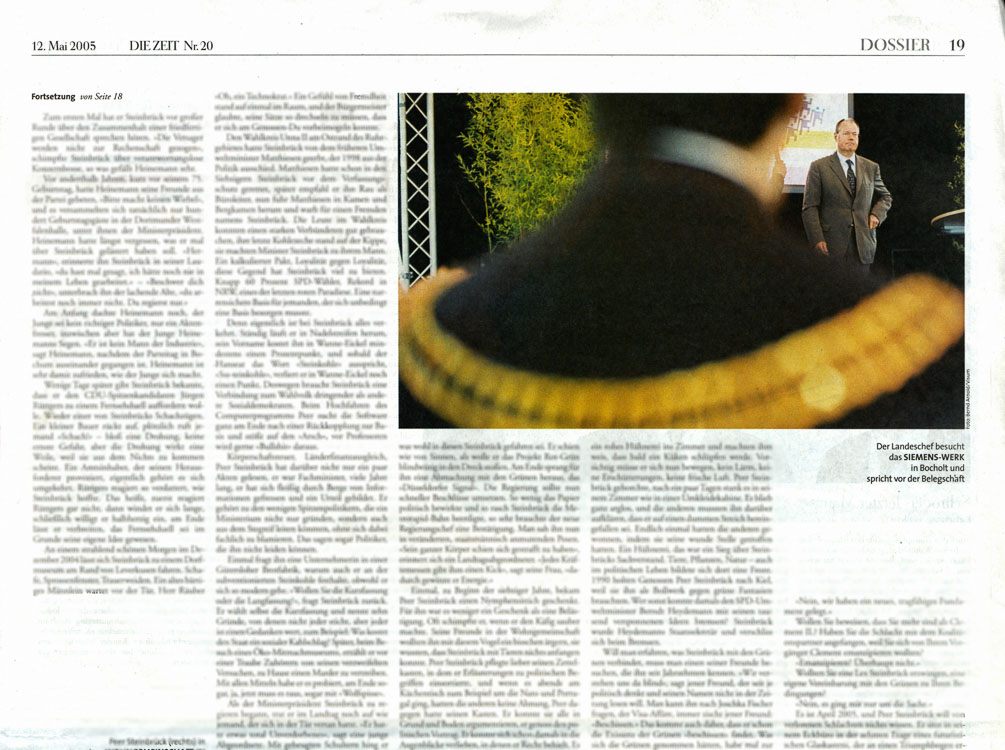 Weekly magazine Die Zeit Peer Steinbrück